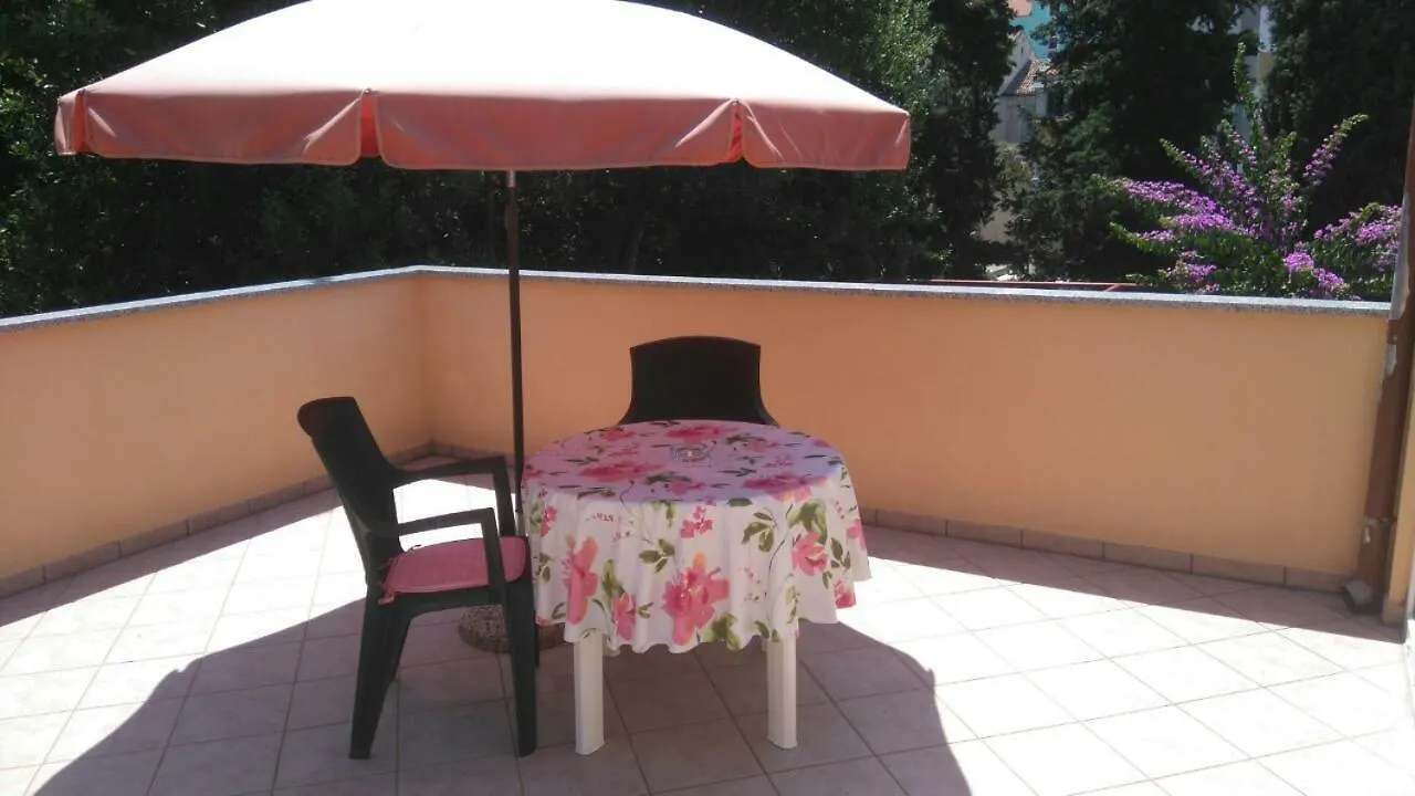 Apartments And Rooms Rosemari Mali Lošinj
